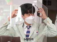 [포토] 서울교육청에 등장한 황선우 선수