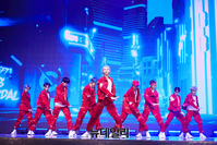 [포토] 아이돌그룹 크래비티 첫 정규앨범 '디 어웨이크닝' 발매