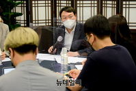 [포토] 자영업비대위와 간담회 갖는 윤석열 예비후보