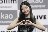 [포토] 권은비 "아이즈원 첫 솔로 데뷔라 설레요"