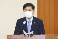 [포토] 인사말 하는 구윤철 국무조정실장