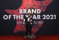 [포토] 문세윤, 2021 올해의 엔터테이너상 수상