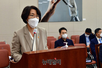 [포토] 인사말 하는 임혜숙 과학기술정보통신부 장관