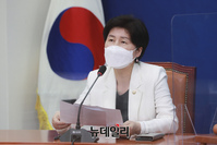 [포토] 모두발언 하는 백혜련 민주당 최고위원