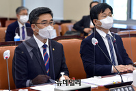 [포토] 국회 출석한 서욱 국방부장관