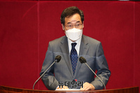 [포토] 신상발언 하는 이낙연 민주당 의원