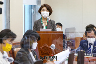 [포토] 발언하는 한정애 환경부 장관