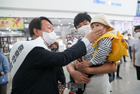 [포토] 서울역 찾은 윤석열