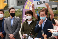 [포토] 성남 대장동 개발비리 의혹 현장 찾은 홍준표