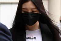 [포토] 음주 추돌사고 혐의, 첫 재판 출석하는 애프터스쿨 리지