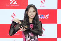 [포토] 핫이슈 예원 "아이콘 매력에 빠져보세요"