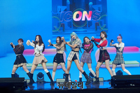 [포토] 걸그룹 핫이슈, 타이틀곡 '아이콘스'로 컴백