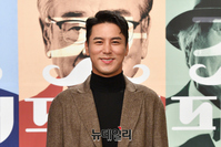 [포토] 장민호 "'新가족관계증명서 갓파더' 많이 사랑해주세요"