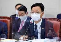 [포토] 국정감사 출석한 김용래 특허청장