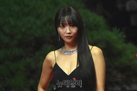 [포토] 오윤아 "'2021 BIFF'로 오세요"