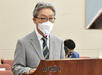 [포토] 업무보고 하는 김명중 EBS 사장