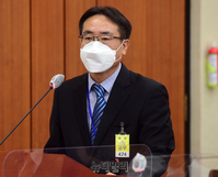 [포토] 기재위 국감 출석한 김정 관세평가분류원 원장