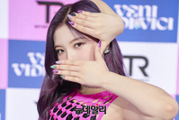 [포토] 트라이비 진하 "1위 후보 도전합니다"