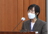 [포토] 업무보고 하는 권태선 방송문화진흥회 이사장