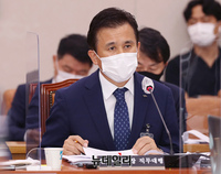 [포토] 국정감사 출석한 송철희 한국마사회 회장직무대행