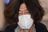 [포토] 대장동게이트 키맨 '남욱' 입국