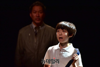 [포토] '빌리 엘리어트' 하이라이트 선보이는 전강혁·조정근