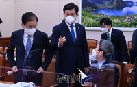 [포토] 국회 외통위 찾은 송영길 더불어민주당 대표