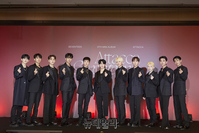 [포토] 미니앨범 '아타카'로 컴백한 세븐틴