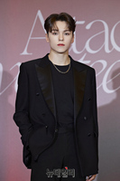 [포토] 세븐틴 버논 "컴백했어요"