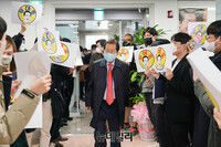 [포토] 홍준표 캠프, 2030 자원봉사단 '홍카단' 임명장 수여식