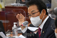 [포토] 발언하는 김용판 국민의힘 의원