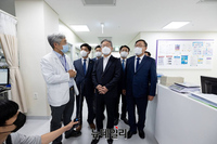 [포토] 성남의료원 방문한 이재명 민주당 후보