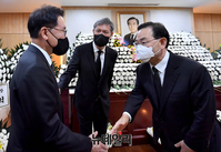 [포토] 노태우 전 대통령 빈소 조문하는 주호영 