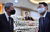 [포토] 노 전 대통령 빈소 조문하는 윤석열