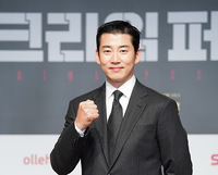 [포토] 고아성과 '크라임퍼즐'서 호흡 맞추는 윤계상