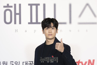 [포토] 박형식 "전역 후 '해피니스'로 복귀했어요"