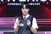 [포토] 더보이즈 주학년 '독복적인 잘생김'