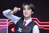 [포토] 더보이즈 제이콥 '자신감 넘친 포즈'