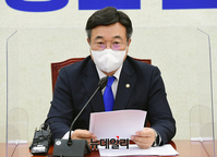 [포토] 발언하는 윤호중 더불어민주당 원내대표