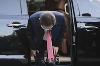 [포토] 경선 D-1, 홍대거리 찾은 홍준표