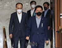 [포토] 원내대책회의 참석한 김기현 국민의힘 원내대표