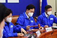 [포토] 중앙선거대책위원회의 주제하는 송영길