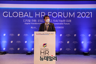 [포토] 글로벌 인재 포럼 사전 간담회서 인사말하는 윤석열