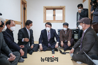 [포토] 고 홍남순 변호사 생가 찾은 윤석열 대선후보