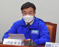 [포토] 발언하는 윤호중 민주당 공동선거대책위원장
