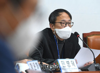 [포토] 발언하는 박주민 위원장