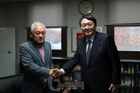 [포토] 윤석열 대선후보, 김한길 전 대표와 긴급 회동