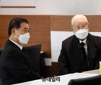 [포토] 전두환 전 대통령 빈소 찾은 강창희·장세동