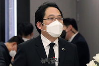 [포토] 전두환 전 대통령 빈소 향하는 최대집 전 대한의사협회장