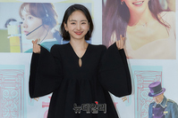 [포토] 해피뉴이어 원진아 "사내커플 연기 기대해주세요"